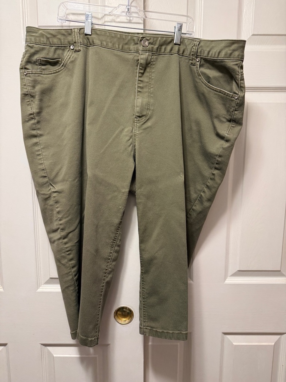 Catherines Olive Green Button Cropped Pants